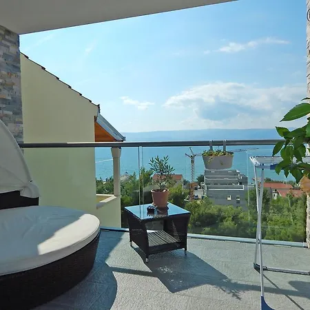 Apartment Lavander Omis *
