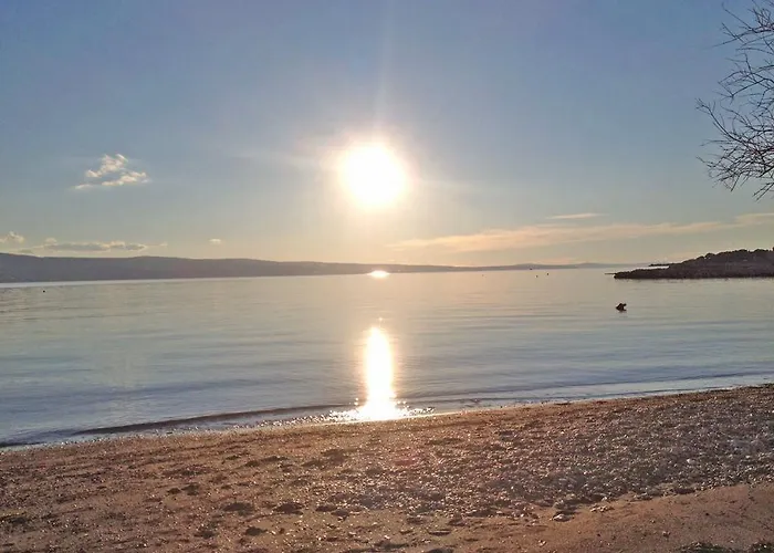 Lavander Omis Apartman Duce